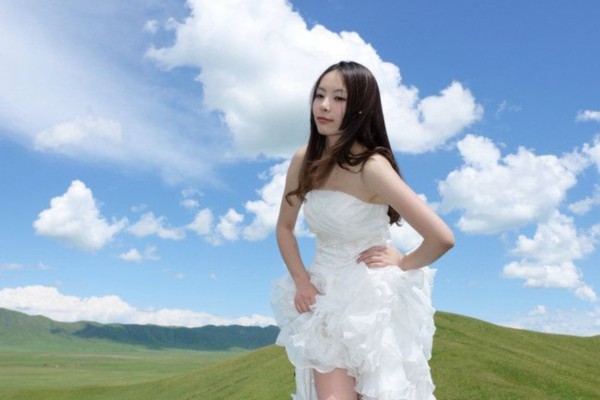 武汉老街茶馆里，琵琶声声品人生